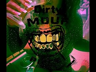 Outdoor golden shower